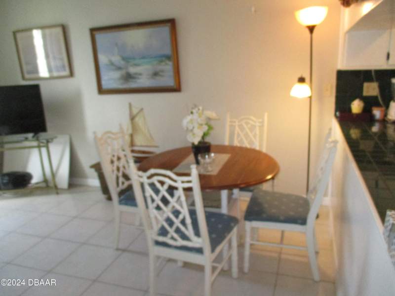 1 bedroom Condominium at 1429 N Atlantic Avenue #236, Vantage Pointe Pool & Racquet Club, Daytona Beach — photo 3