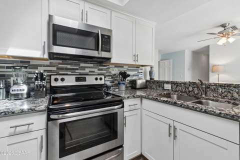 12 Cameo Circle, Ormond Beach FL - photo 13 of 52