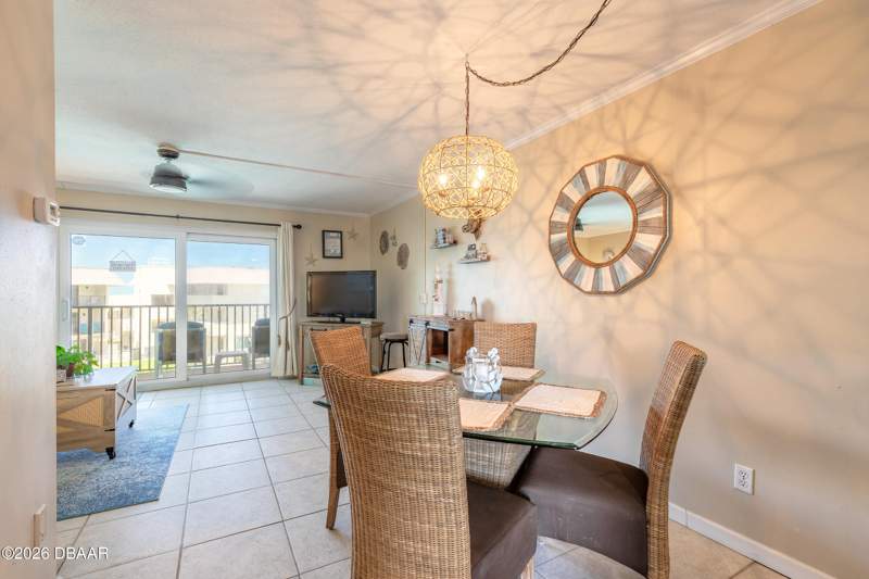 1 bedroom Condominium at 935 Ocean Shore Boulevard #301, Bent Palm Club Condo Assn, Ormond Beach — photo 3
