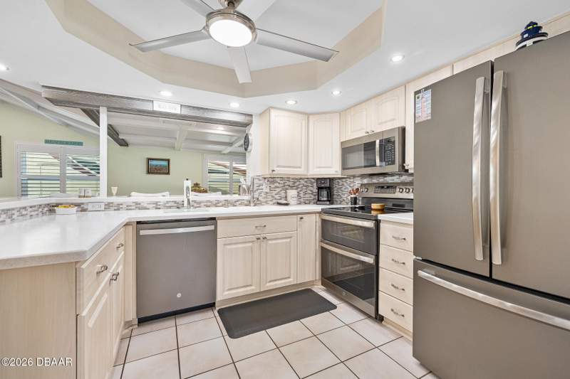 3 bedroom Single Family Residence at 4708 Dixie Drive, Lighthouse Shores, Ponce Inlet — photo 5