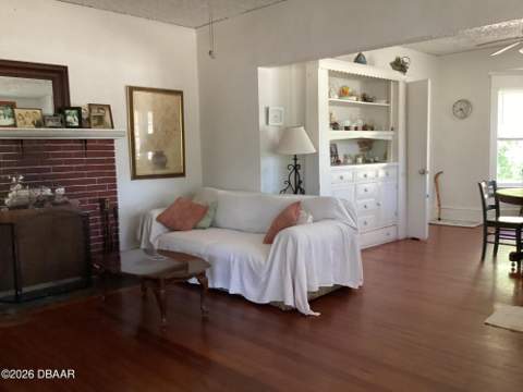 268 Hartford Avenue, Daytona Beach FL - photo 6 of 36
