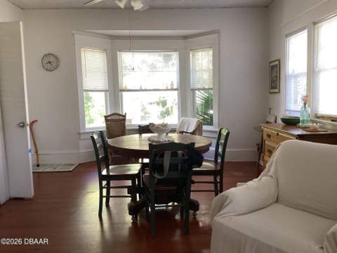 268 Hartford Avenue, Daytona Beach FL - photo 7 of 36
