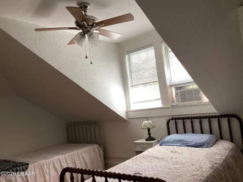 268 Hartford Avenue, Daytona Beach FL - photo 18 of 36