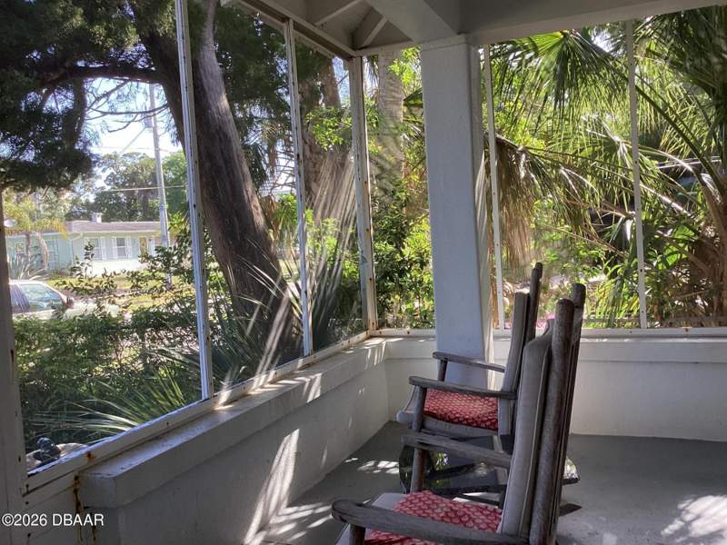 4 bedroom Single Family Residence at 268 Hartford Avenue, Ortona, Daytona Beach — photo 2