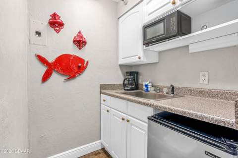 313 S Atlantic Avenue #531, Daytona Beach FL - photo 9 of 39