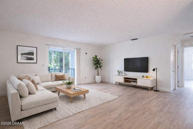 1 bedroom Condominium at 101 Bent Tree Drive #75, Indigo Pines, Daytona Beach — photo 3