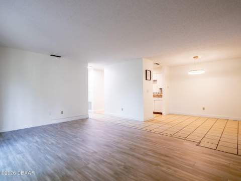 101 Bent Tree Drive #75, Daytona Beach FL - photo 8 of 38