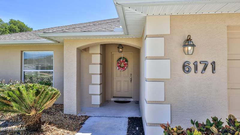 4 bedroom Single Family Residence at 6171 Sabal Point Circle, Sabal Creek, Port Orange — photo 2