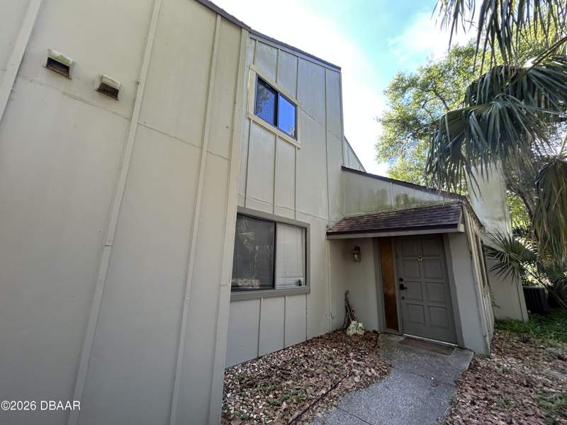 3 bedroom Townhouse at 223 Pine Cone Trail, Autumn Wood, Ormond Beach — photo 4