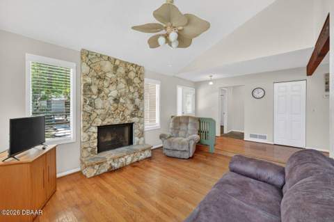 302 Gatewood Court, Ormond Beach FL - photo 8 of 48