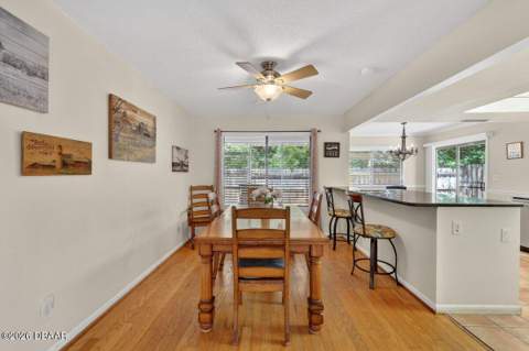 302 Gatewood Court, Ormond Beach FL - photo 9 of 48