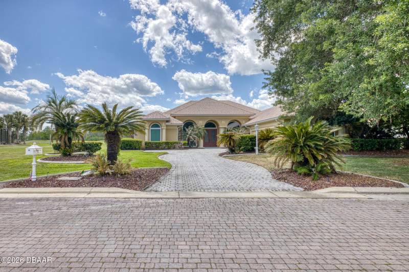 4 bedroom Single Family Residence at 17 Promenade At Lionspaw, Lionspaw, Daytona Beach — photo 3