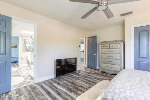 648 Pelican Bay Drive, Daytona Beach FL - photo 21 of 52
