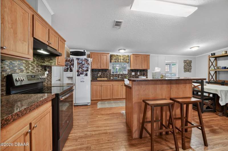3 bedroom Manufactured Home at 163 West Street, Mobile Village, Oak Hill — photo 3