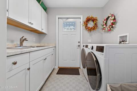348 Morningside Avenue, Daytona Beach FL - photo 12 of 58