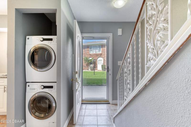 2 bedroom Condominium at 2200 S Palmetto Avenue #b040, Colonial Townhouse, South Daytona — photo 4