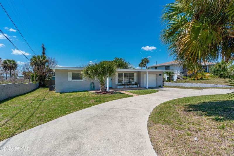 2 bedroom Single Family Residence at 2908 S Peninsula Drive, Daytona Beach, Daytona Beach — photo 4