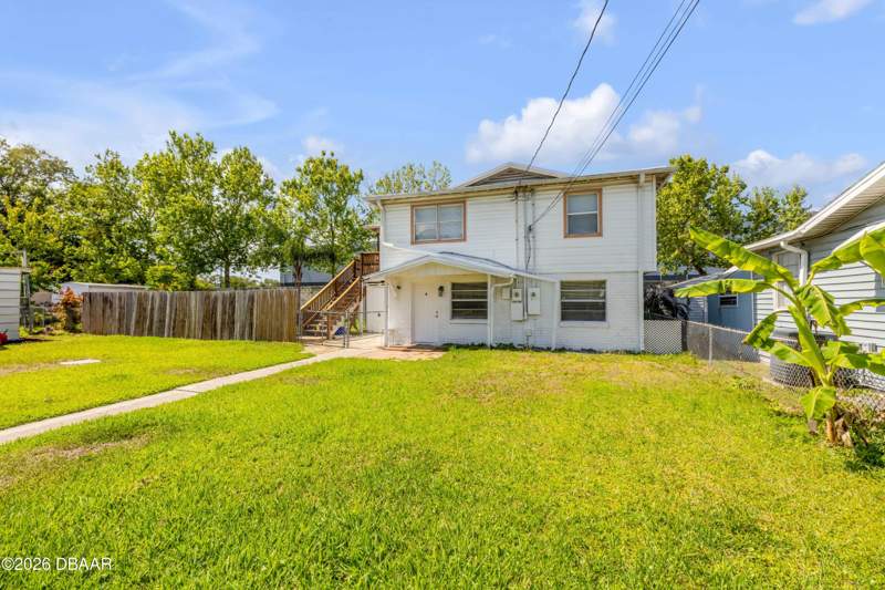 5 bedroom Single Family Residence at 1051 June Terrace, Byron June, Daytona Beach — photo 3