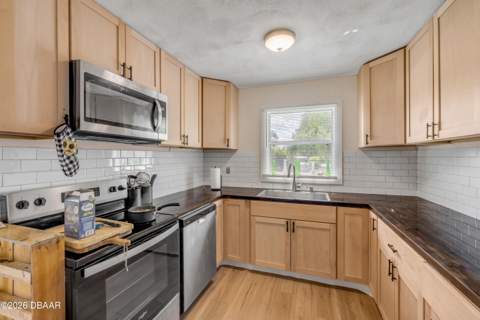 1051 June Terrace, Daytona Beach FL - photo 17 of 34