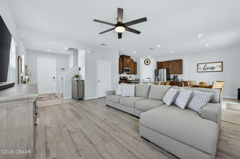 3 bedroom Single Family Residence at 381 Crestwind Drive, Preserve at Lpga, Daytona Beach — photo 5