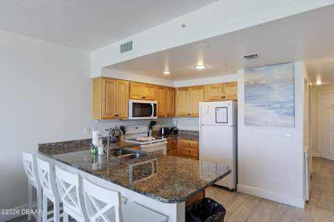 300 N Atlantic Avenue #1705, Daytona Beach FL - photo 20 of 36