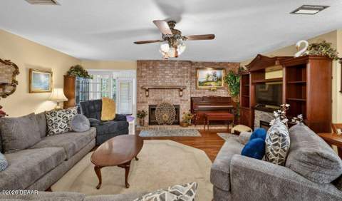 1749 Jacobs Road, South Daytona FL - photo 12 of 37