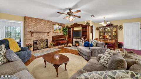 1749 Jacobs Road, South Daytona FL - photo 11 of 37
