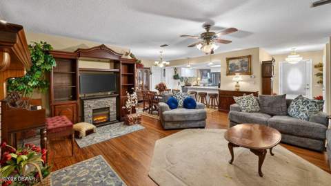 1749 Jacobs Road, South Daytona FL - photo 10 of 37