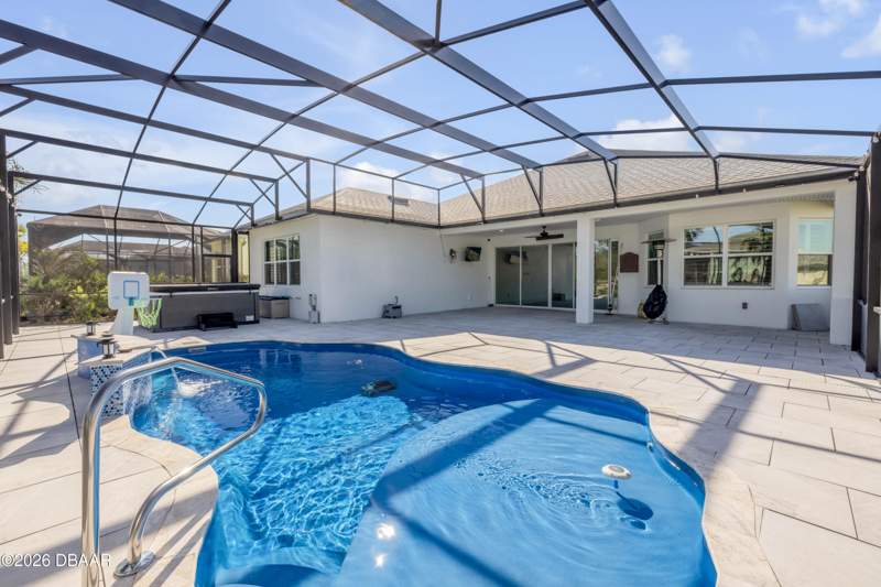 3 bedroom Single Family Residence at 328 Cheeseburger Drive, Latitude, Daytona Beach — photo 2