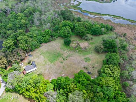 141 N Pine Street, Pierson FL - photo 9 of 26