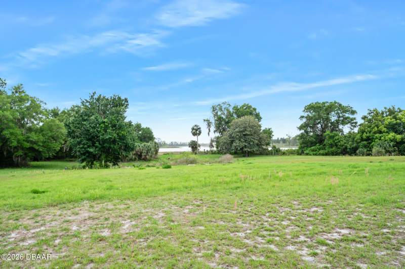 2 bedroom Single Family Residence at 141 N Pine Street, Pierson, Pierson — photo 4