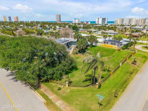 401 Driftwood Avenue, Daytona Beach FL - photo 15 of 43