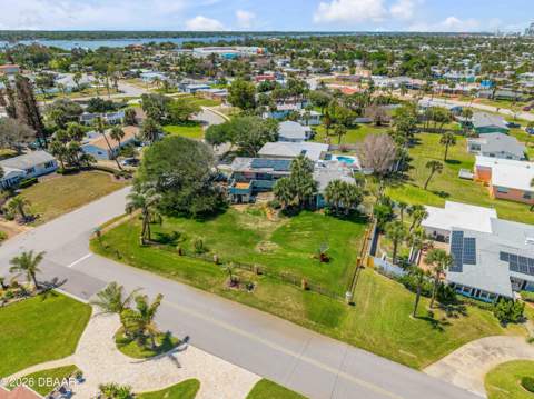 401 Driftwood Avenue, Daytona Beach FL - photo 17 of 43