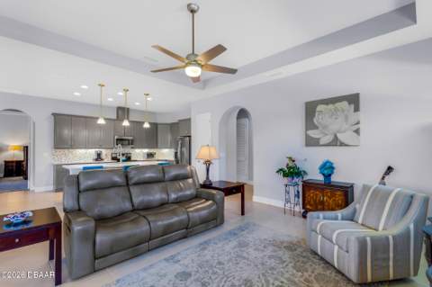 6236 W Fallsgrove Lane, Port Orange FL - photo 9 of 32