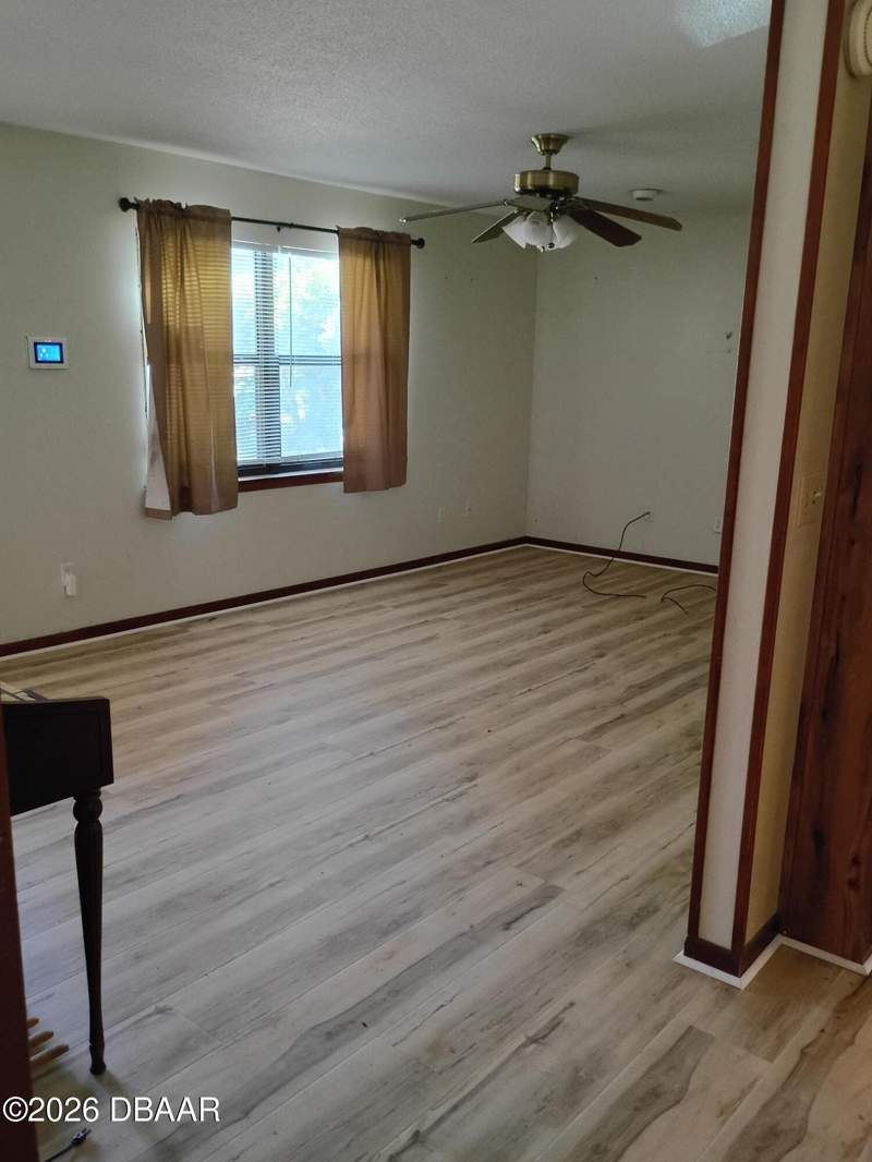 3 bedroom Single Family Residence at 310 Cavanah Drive, Not In Subdivision, Holly Hill — photo 5