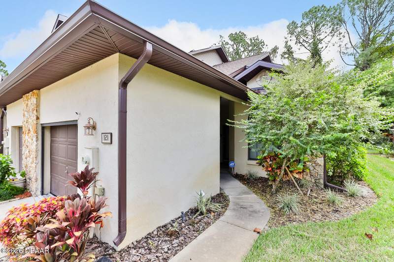 2 bedroom Single Family Residence at 121 Dovecote Lane, Sunny Pines, Daytona Beach — photo 5