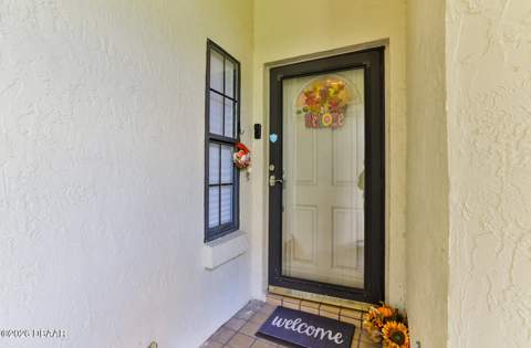 121 Dovecote Lane, Daytona Beach FL - photo 7 of 42