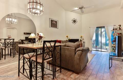 121 Dovecote Lane, Daytona Beach FL - photo 9 of 42