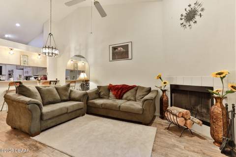 121 Dovecote Lane, Daytona Beach FL - photo 12 of 42