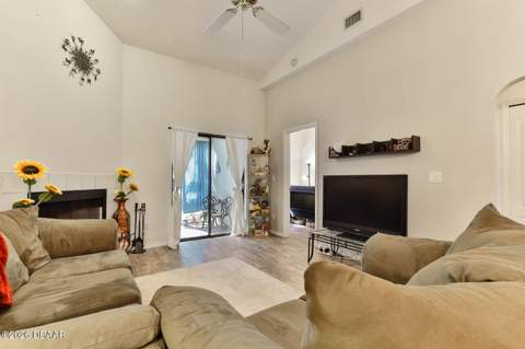 121 Dovecote Lane, Daytona Beach FL - photo 13 of 42