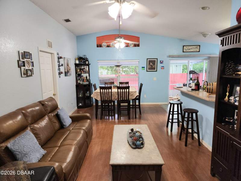 3 bedroom Single Family Residence at 1976 Myrtle Jo Drive, Shady Rest, Ormond Beach — photo 4