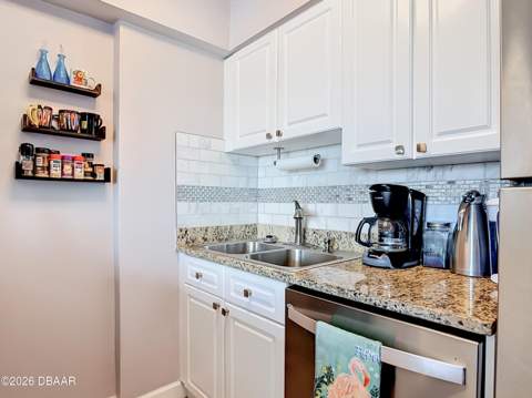 145 N Halifax Avenue #702, Daytona Beach FL - photo 17 of 36
