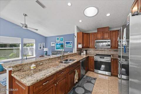 47 Carriage Creek Way, Ormond Beach FL - photo 6 of 58