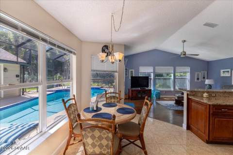 47 Carriage Creek Way, Ormond Beach FL - photo 10 of 58