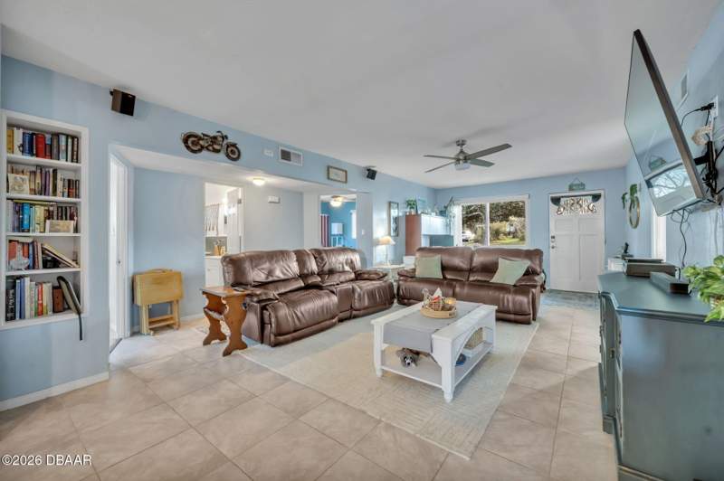 3 bedroom Single Family Residence at 715 Alcazar Avenue, Rio Vista, Ormond Beach — photo 5