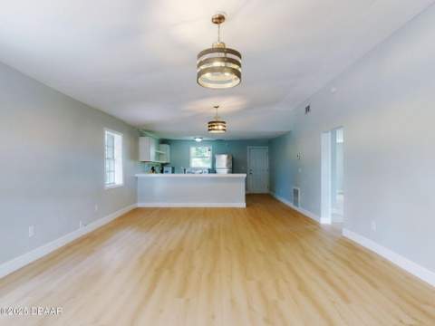 1103 Washington Street, New Smyrna Beach FL - photo 9 of 64
