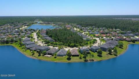 437 Grande Sunningdale Loop, Daytona Beach FL - photo 7 of 36