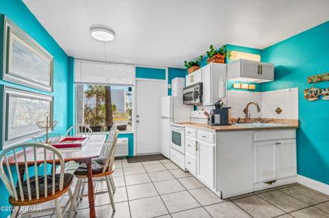 935 S Atlantic Avenue #104, Daytona Beach FL - photo 13 of 35