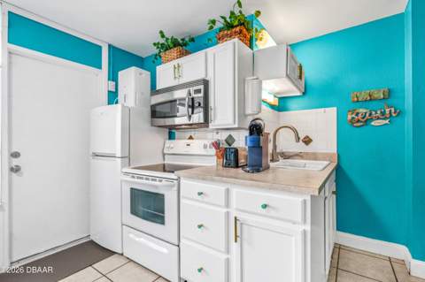935 S Atlantic Avenue #104, Daytona Beach FL - photo 14 of 35