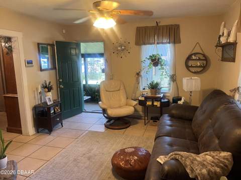 455 Brentwood Drive, Daytona Beach FL - photo 7 of 23